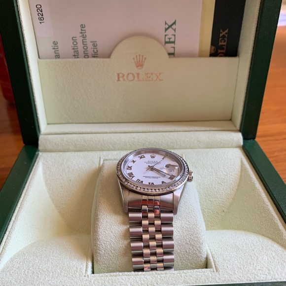 Diamond Bezel Rolex - Picture 10 of 13
